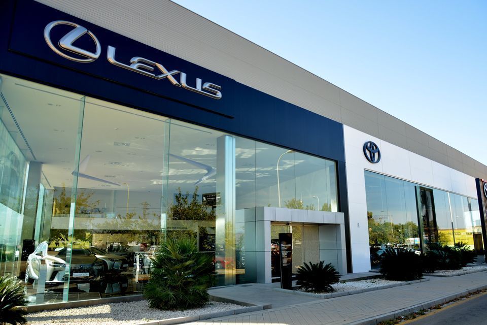 lexus granada