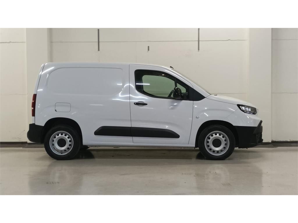 TOYOTA Proace City
