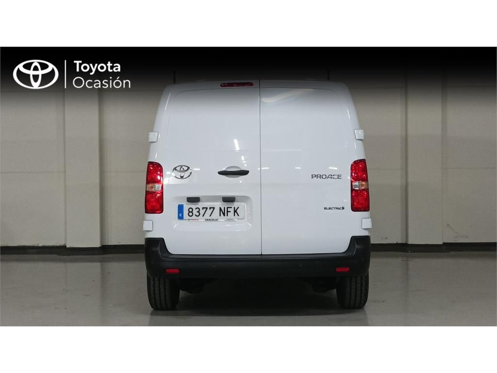 TOYOTA Proace EV