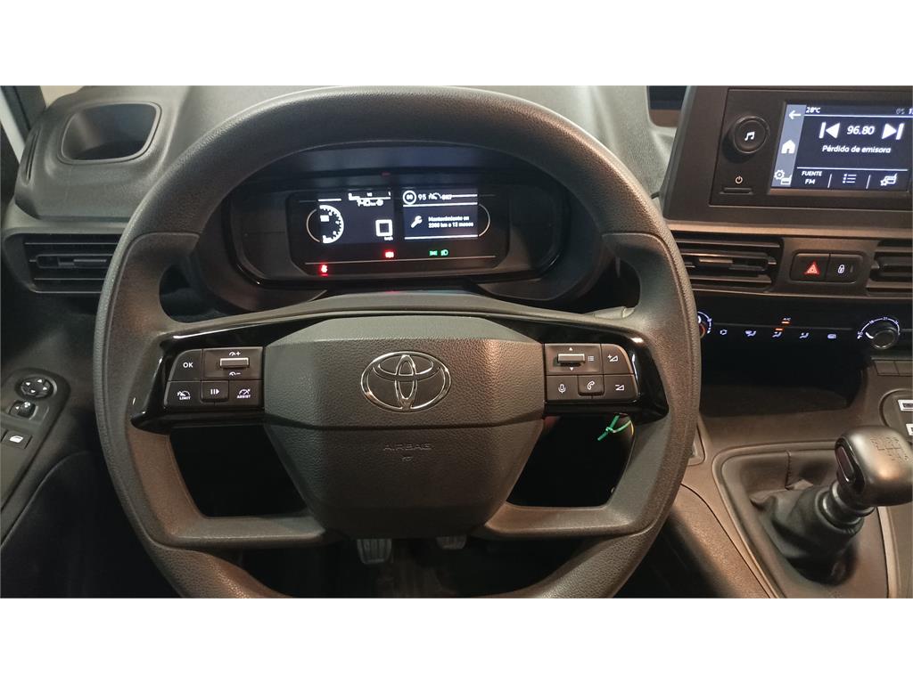 TOYOTA Proace City