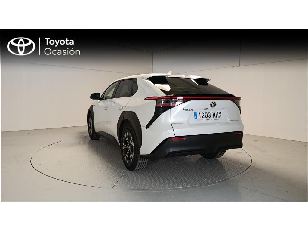 TOYOTA bZ4X