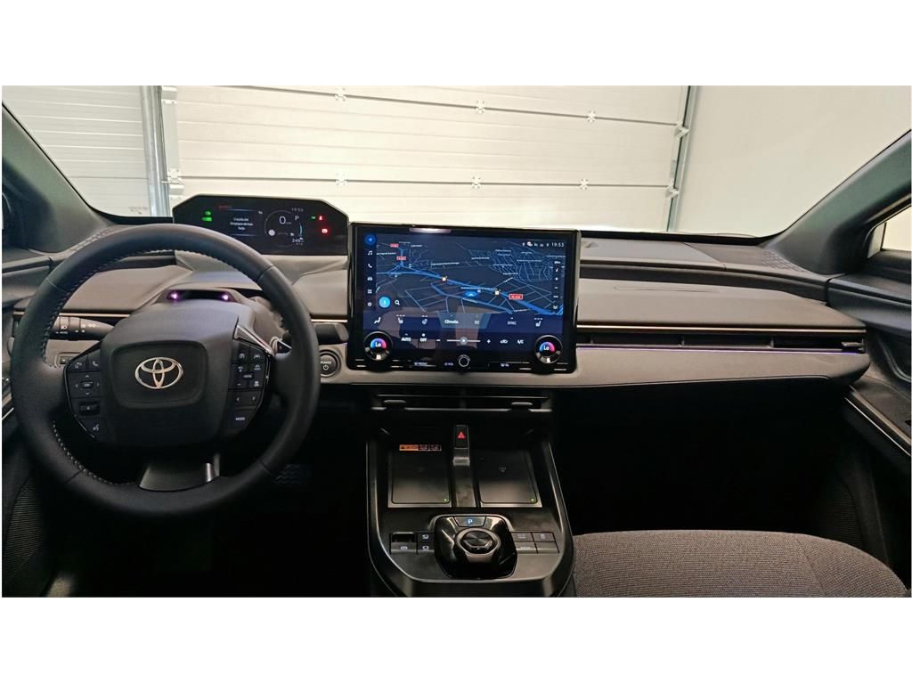 TOYOTA bZ4X