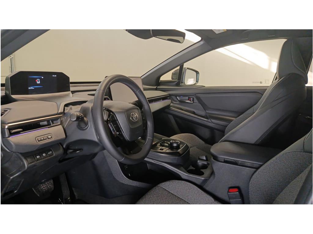 TOYOTA bZ4X