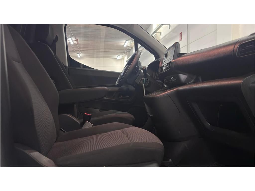 TOYOTA Proace City