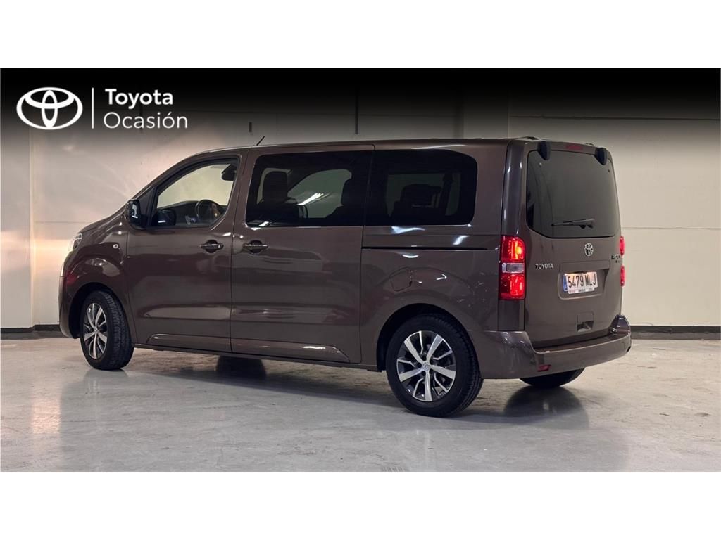 TOYOTA Proace Verso