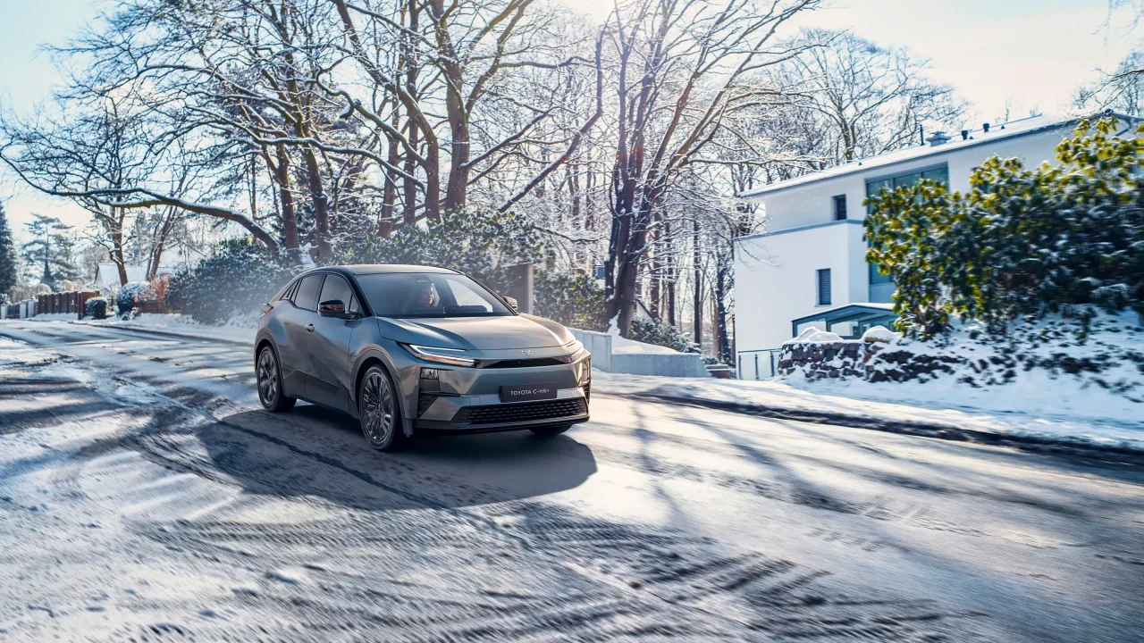 nuevo toyota ch-r electrico